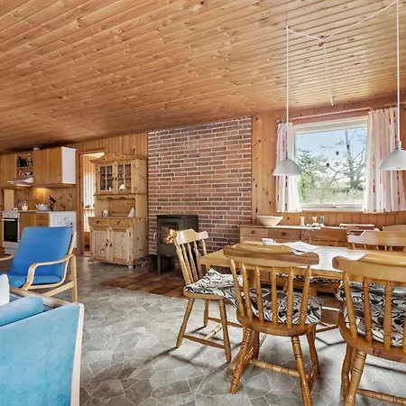 Feriehus Cozy In Romo With Kitchen Rømø Kirkeby
